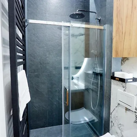 Budnicza Struga Z Sauna I Parkingiem - 5d 아파트